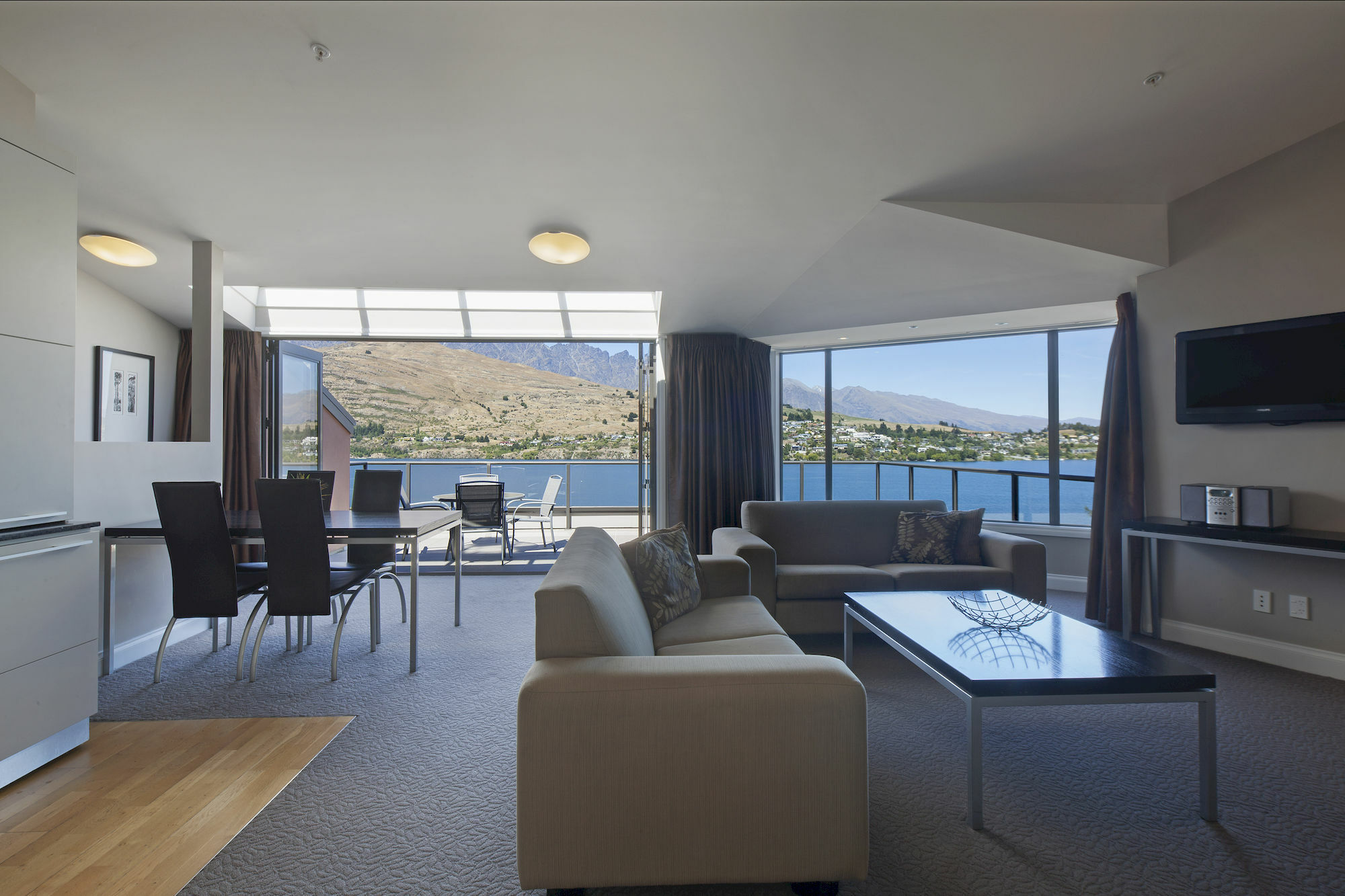 קווינסטאון Luxury Lake Suites מראה חיצוני תמונה